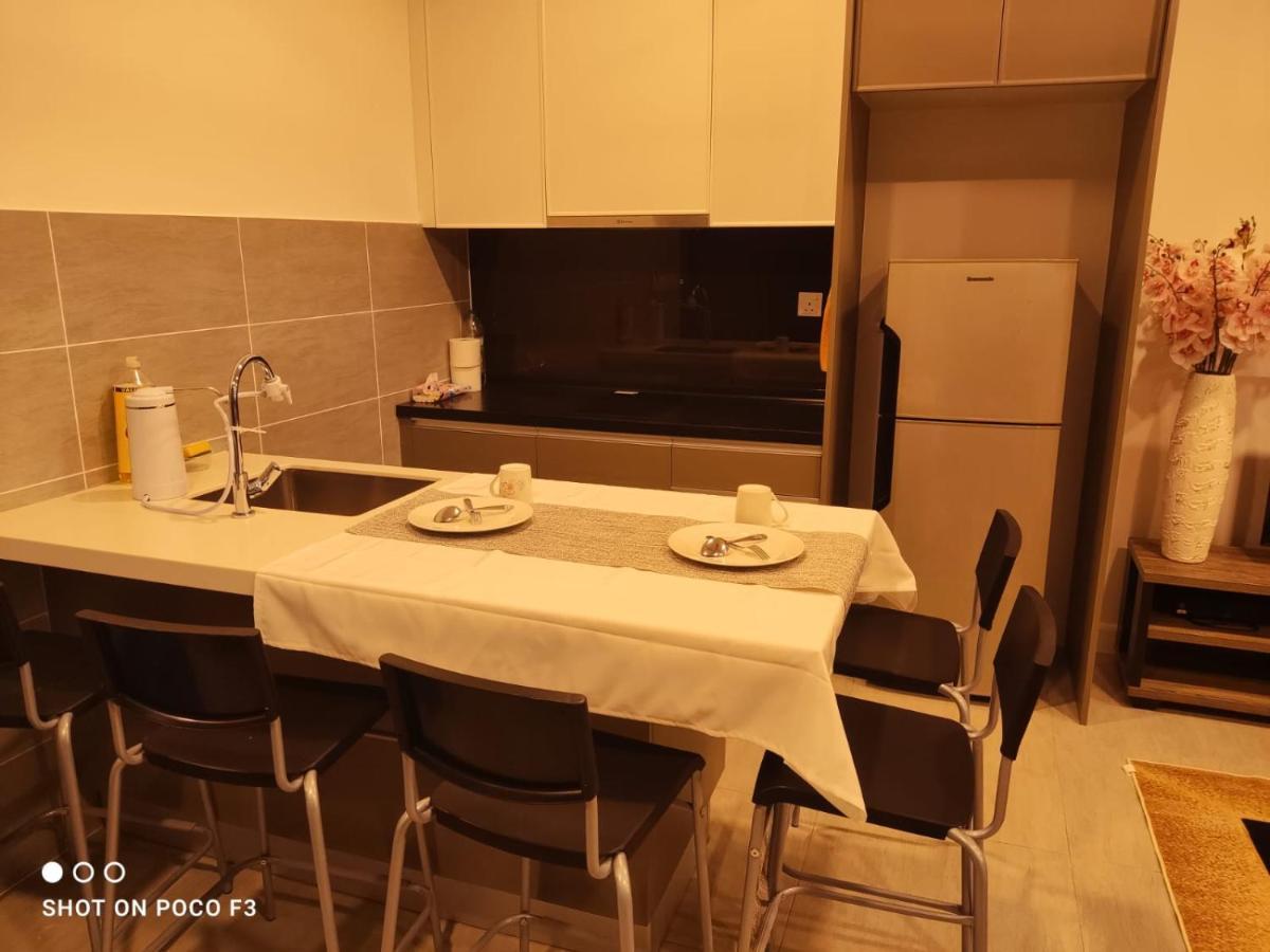 Cozy Unit- Bell Suites- Horizon Suites- Wifi- Netflix- Parking Swimming Pool- Klia Sepang Exterior photo