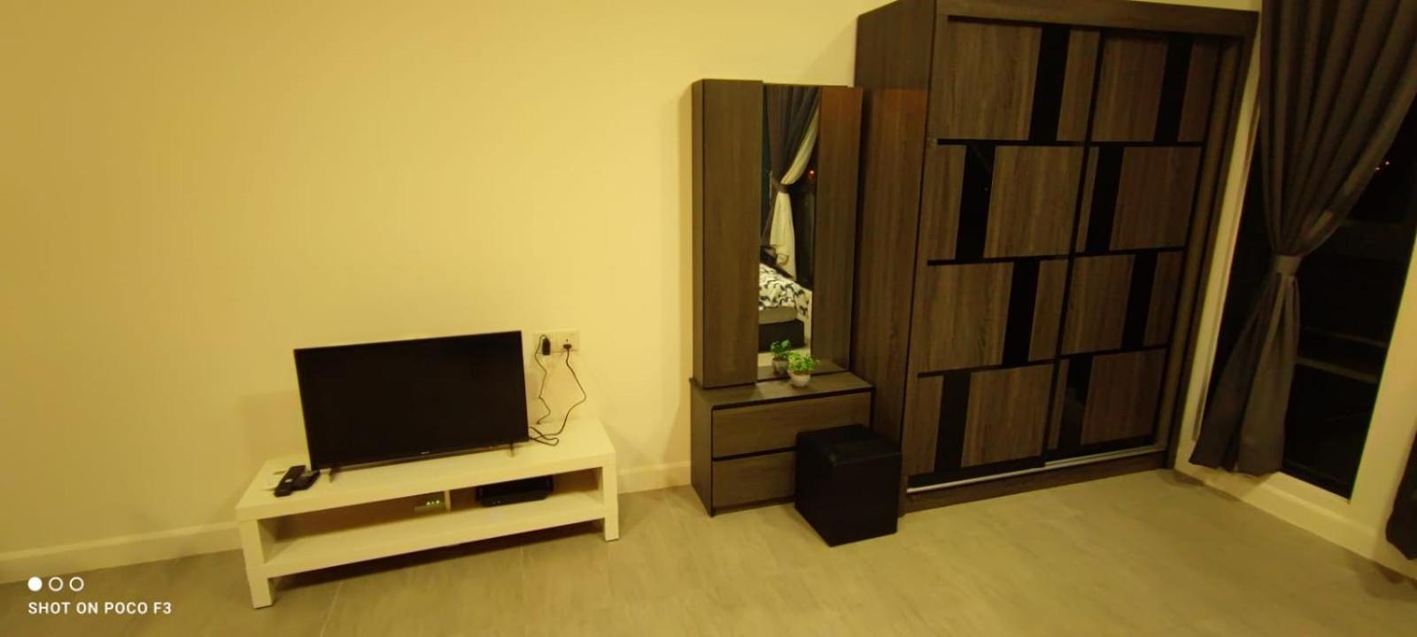 Cozy Unit- Bell Suites- Horizon Suites- Wifi- Netflix- Parking Swimming Pool- Klia Sepang Exterior photo