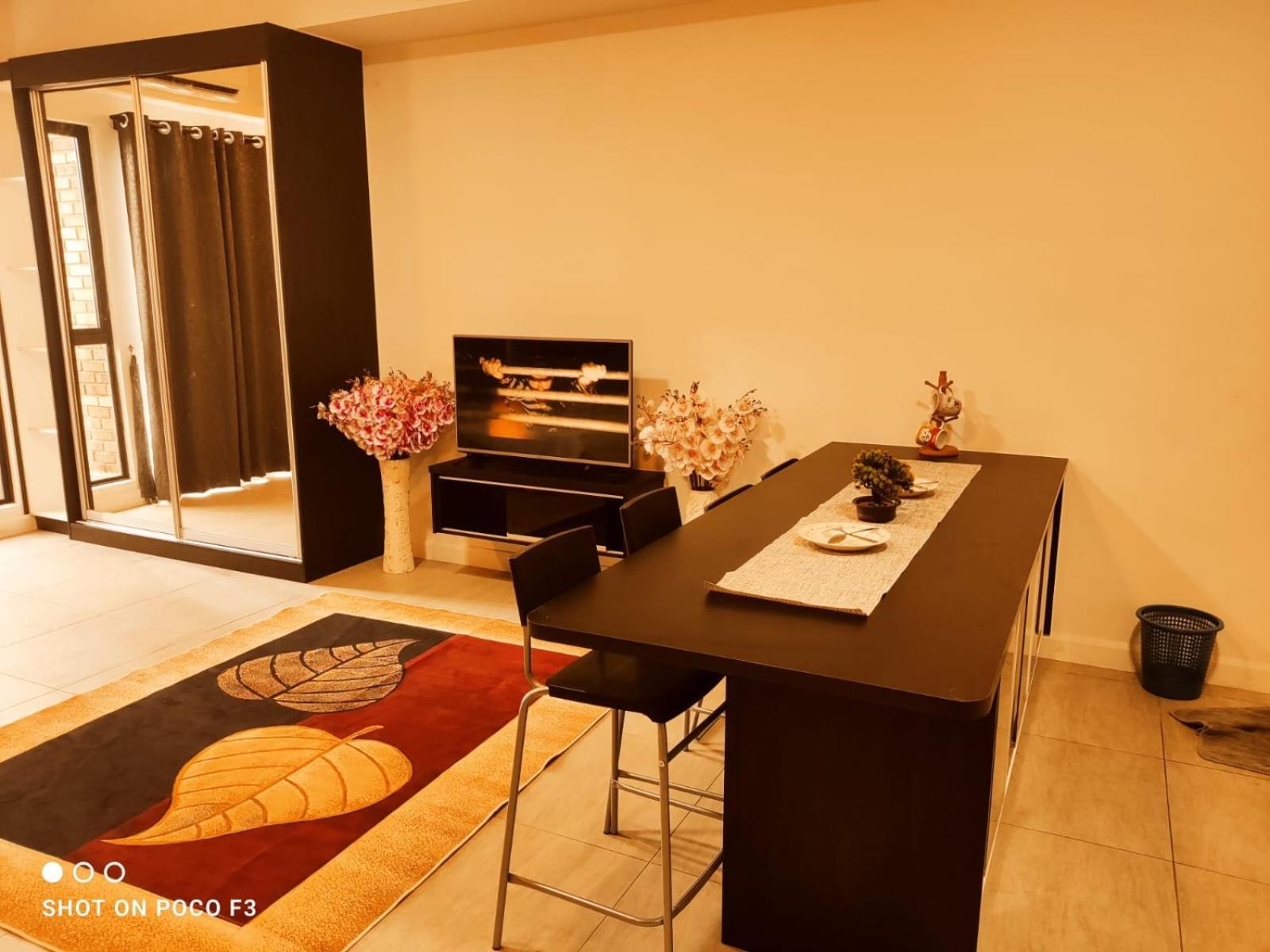 Cozy Unit- Bell Suites- Horizon Suites- Wifi- Netflix- Parking Swimming Pool- Klia Sepang Exterior photo